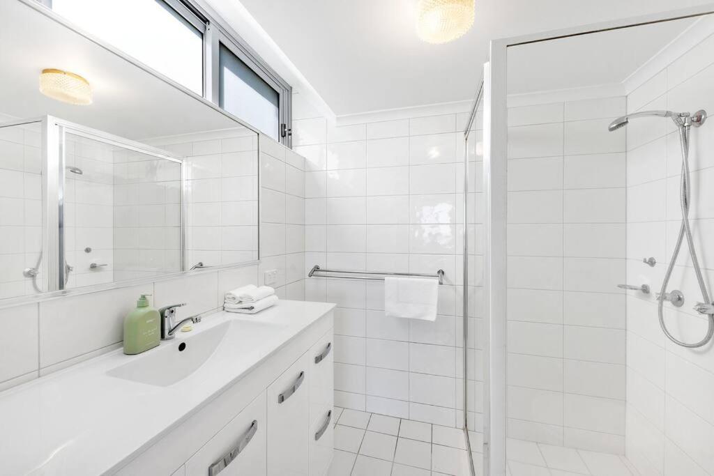 Amazing View And Perfect Location Kirra *
